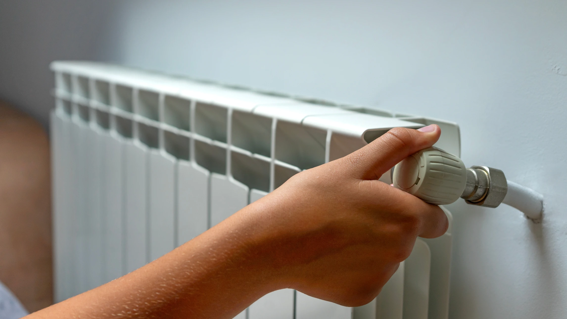 Installation d'un chauffe-eau électrique à la maison