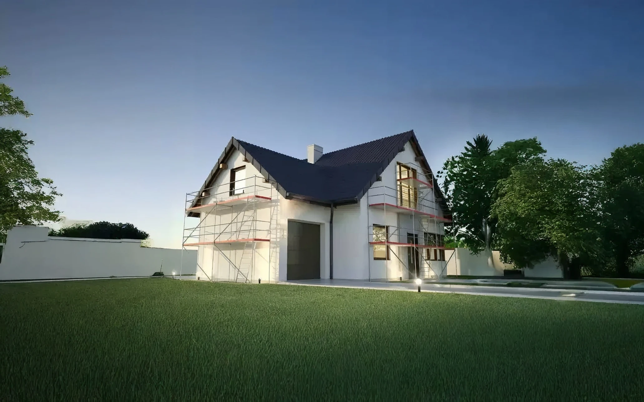 Chantier de construction r&eacute;sidentielle en cours, maisons individuelles avec &eacute;chafaudages m&eacute;talliques tubulaires